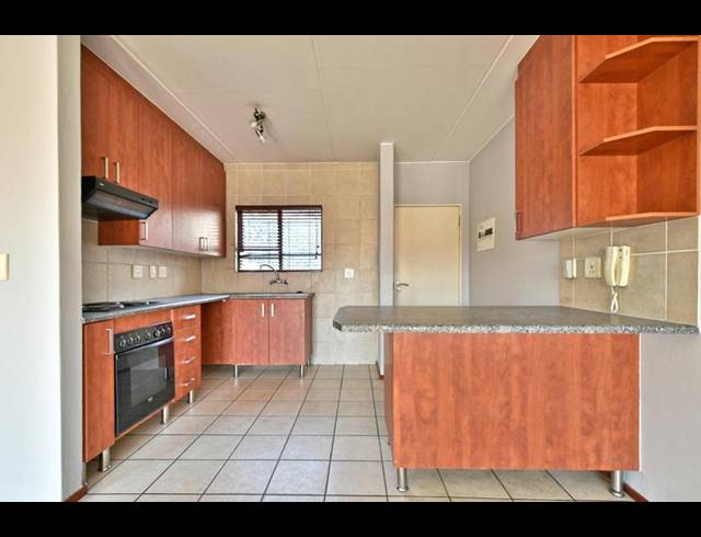2 BEDROOM PROPERTY TO RENT IN GLENVISTA